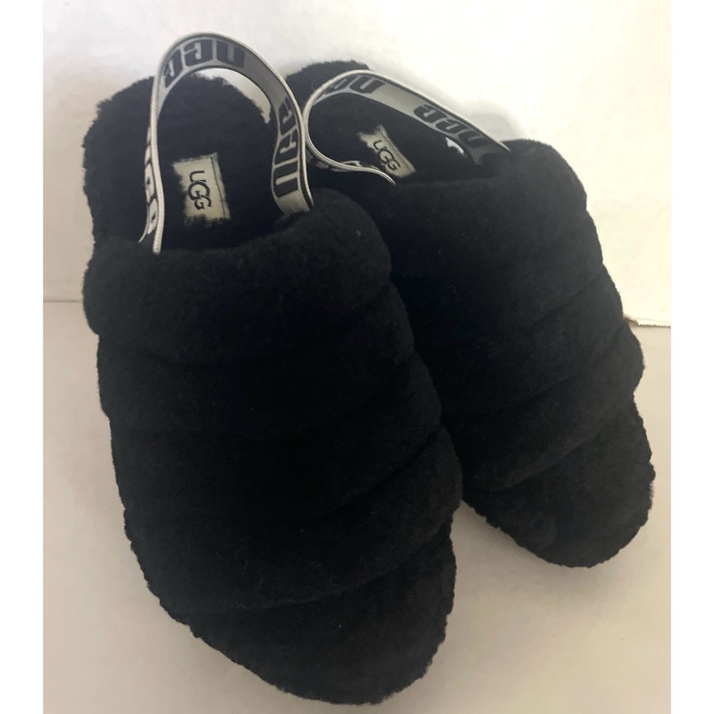 UGG Australia Fluff Yeah Slide Sandals for Women Size 7 Black